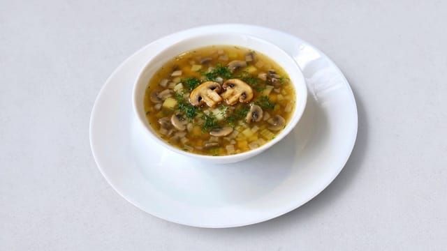 Zupa pieczarkowa